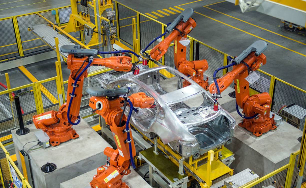 高效能铝合金车体开启轻量化时代_天利机器行业资讯